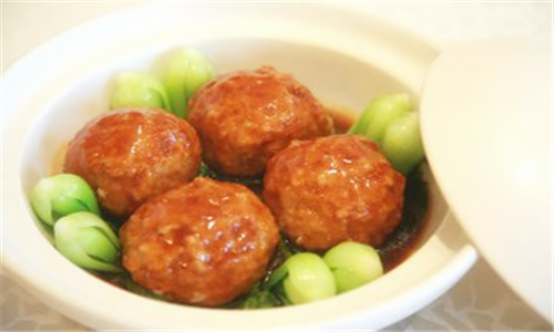 福禄寿喜 鲁菜名菜四喜丸子 - 福建省烹饪职业培训学校