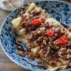 蒜蓉豆豉肉末蒸腐竹1