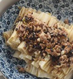 蒜蓉豆豉肉末蒸腐竹6