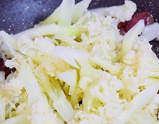 菜花炒腊肠8