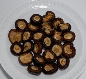 香菇蒸鸡翅5