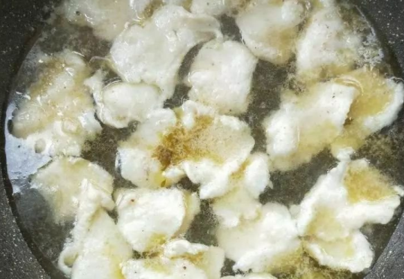 怎样做酸菜鱼 酸菜鱼的做法23