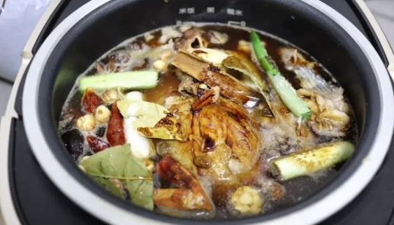 电饭煲制作酱牛肉的方法8