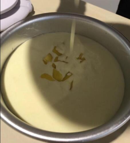 6寸芒果慕斯蛋糕的做法和配方8