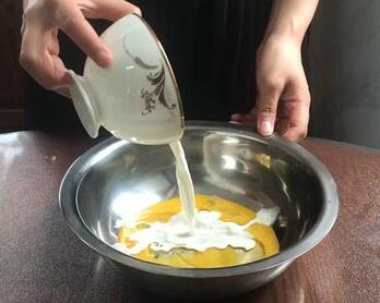 红丝绒戚风蛋糕3