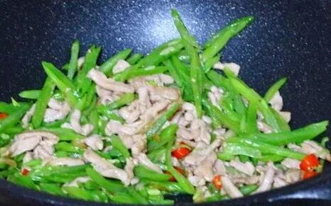 扁豆炒肉14