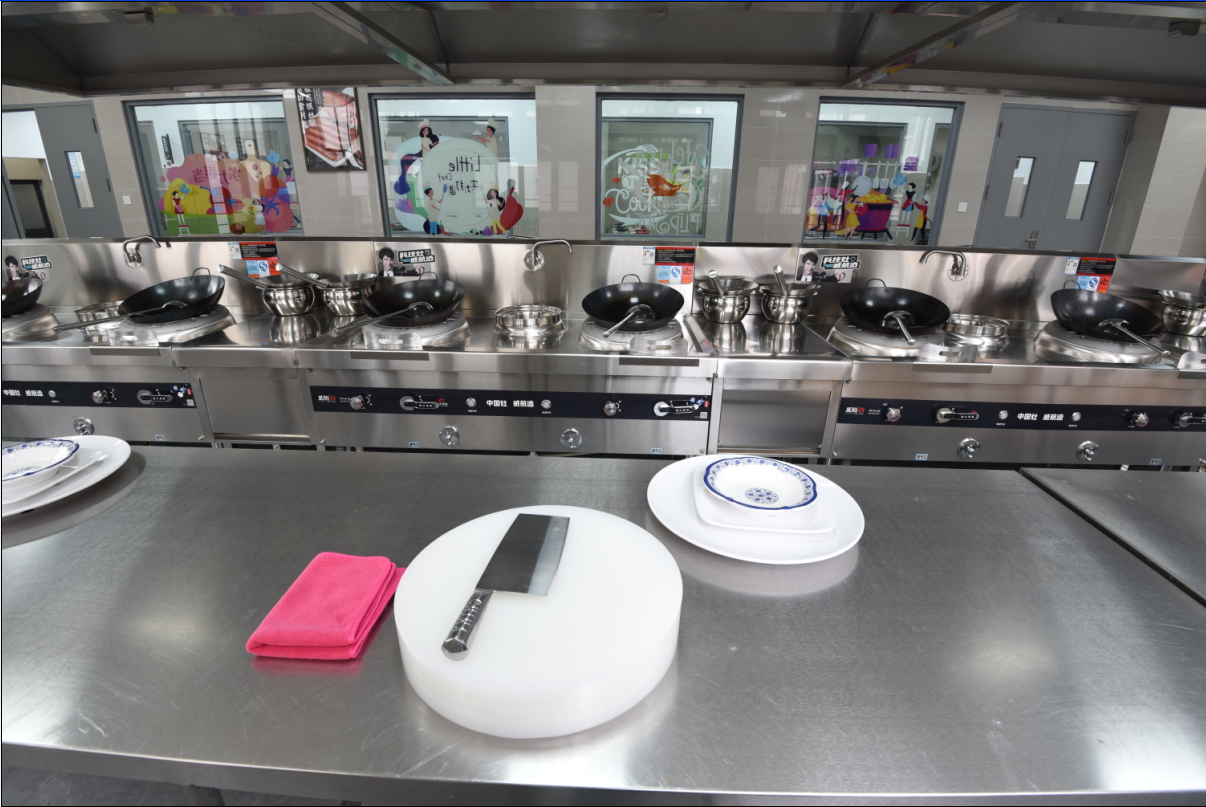 ���������ʦ��ѵ�ļҺã�32�긣���и߳�ְҵ��ѵѧУѧ��ʦרҵ